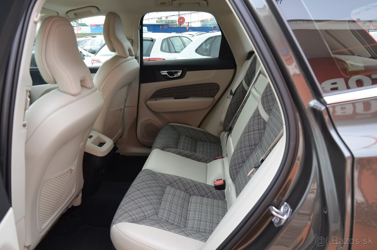 Volvo XC60 T4 Momentum Pro 8A/T - 13