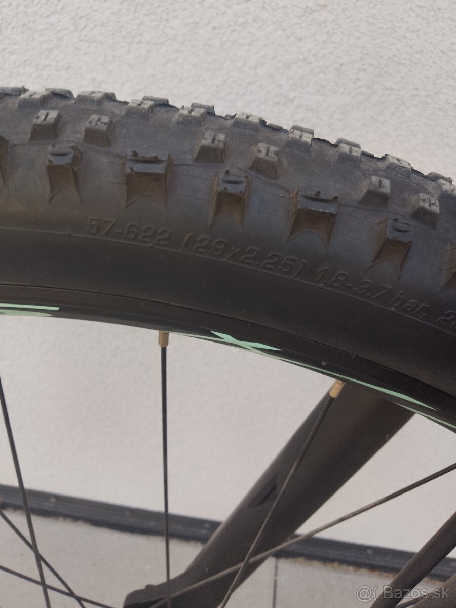 Specialized mint horsky 29" S - 13