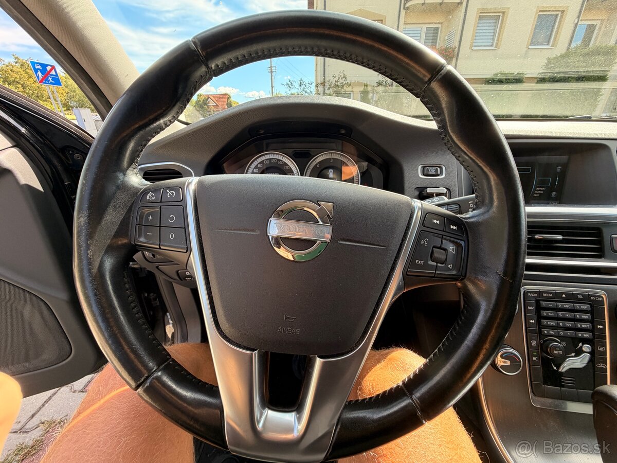 Volvo V60 D4 2.0L - 13