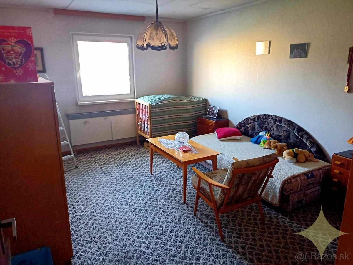 Predaj - výmena 2-oj generačný rodinný dom s veľkým pozemkom - 13