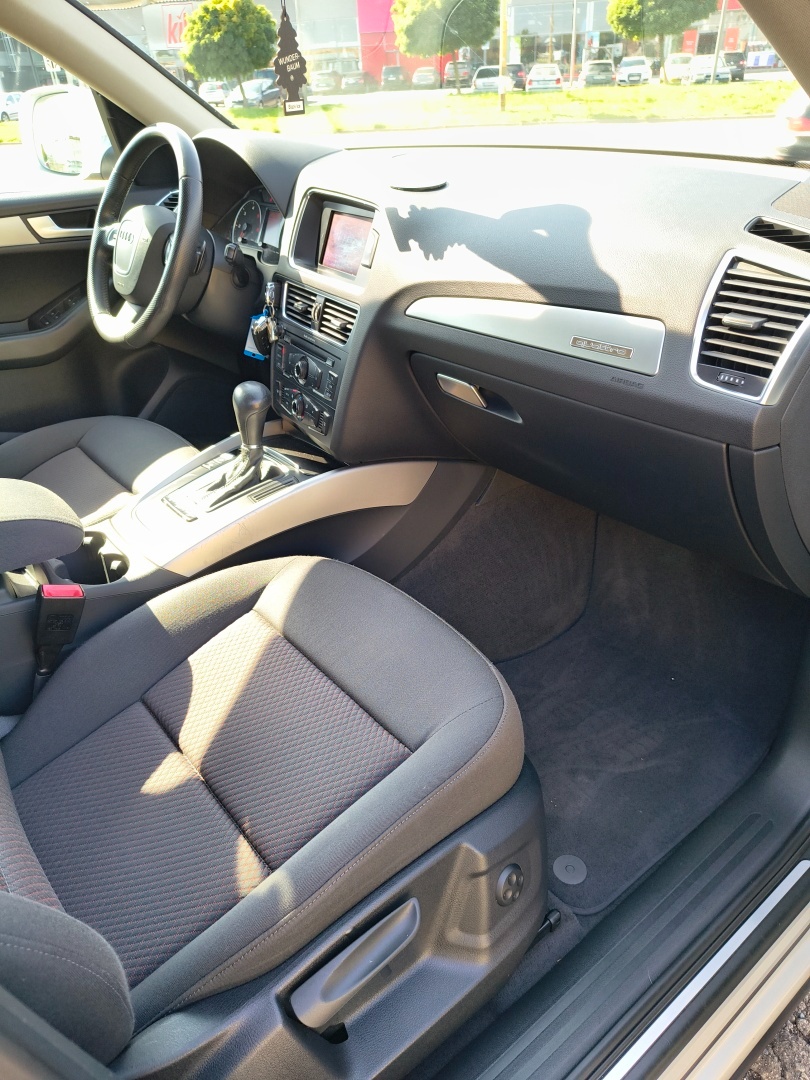 Audi Q5 3.0 TDI DPF quattro S tronic - 13