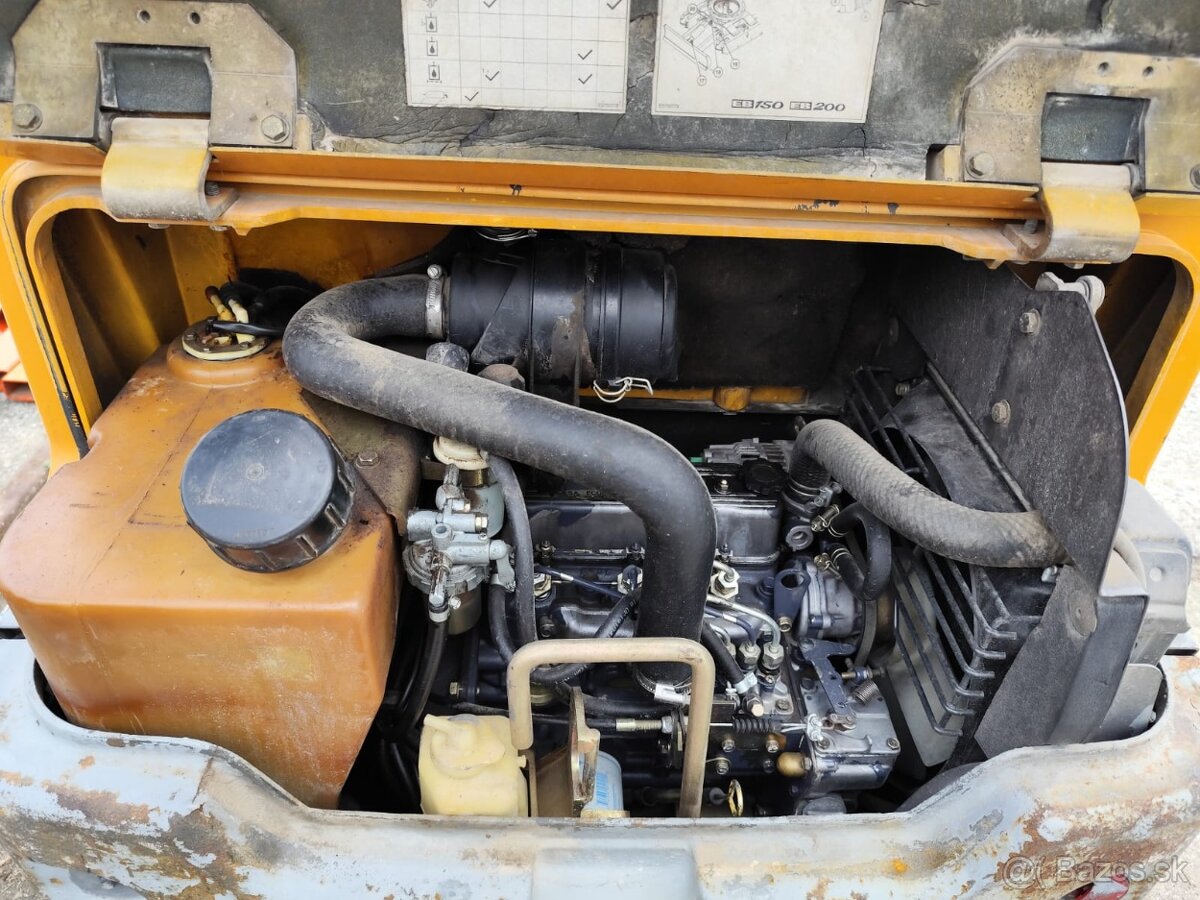 Minibáger PelJob 1,5t + 2x lyžica. - 13