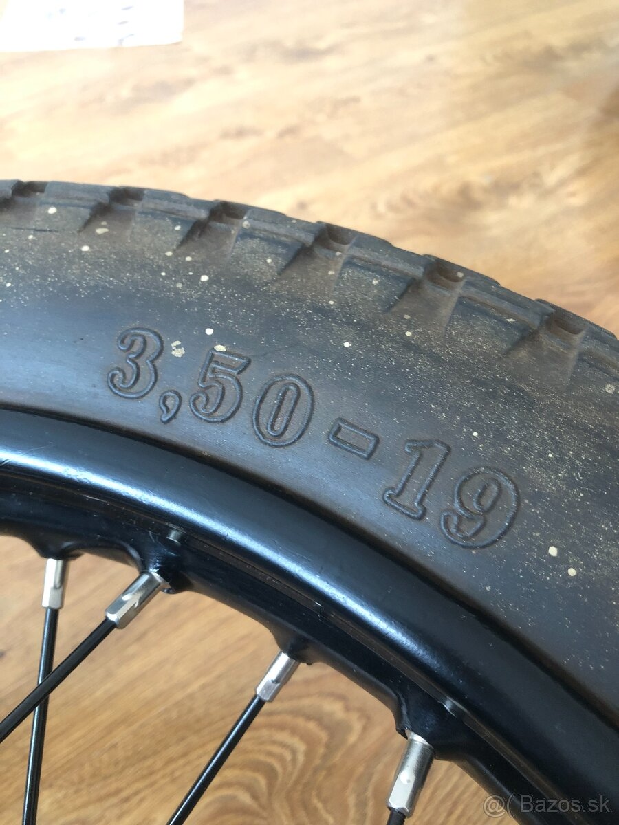 KOLA NA STARÝ MOTOCYKL ARIEL 500 a 557 PO RENOVACI - 13