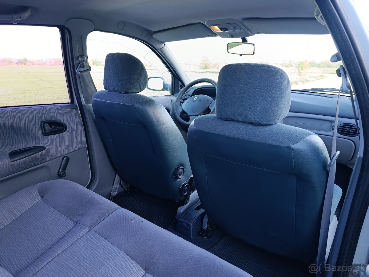 Predám Renault Megane Classic 1.6, 16V - 13