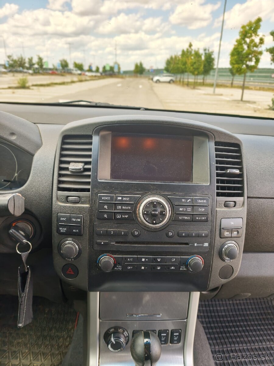 NISSAN NAVARA 3.0 DCI - 13