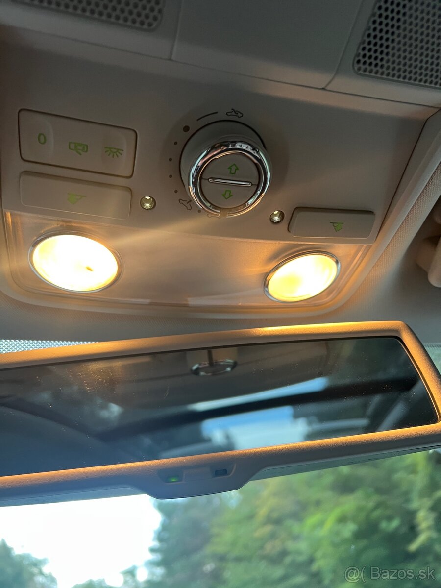 Škoda Yeti 1.2tsi 77kw 2010(automat)panoráma - 13