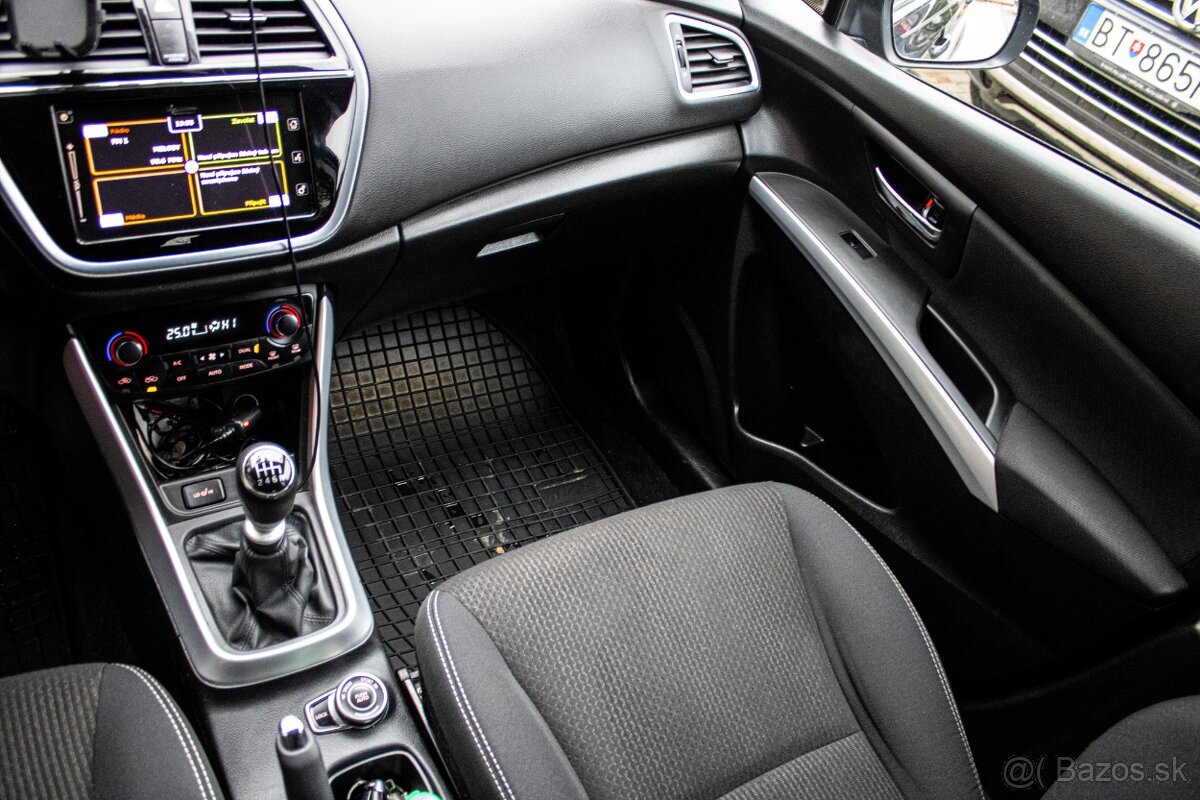 Suzuki SX4 S-Cross 1.4 BoosterJet Premium 4WD 1.majiteľ - 13