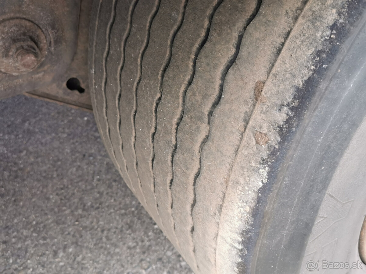 Prodám valníkový návěs KRONE SD low deck - 13