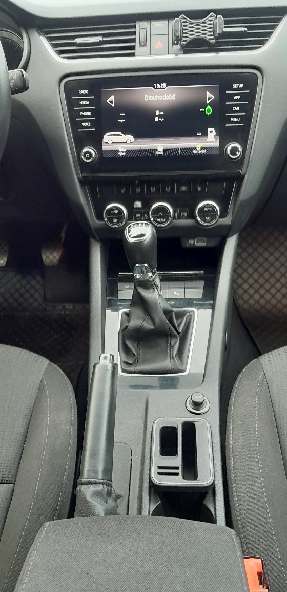 Škoda octavia combi 2.0 tdi 2019 - 13