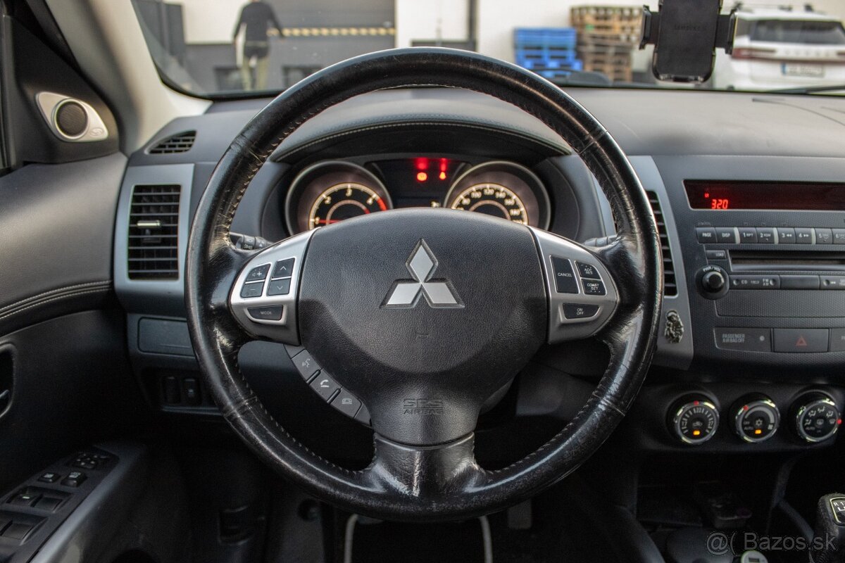 Mitsubishi Outlander 2.2 DI-D 4x4 - 13