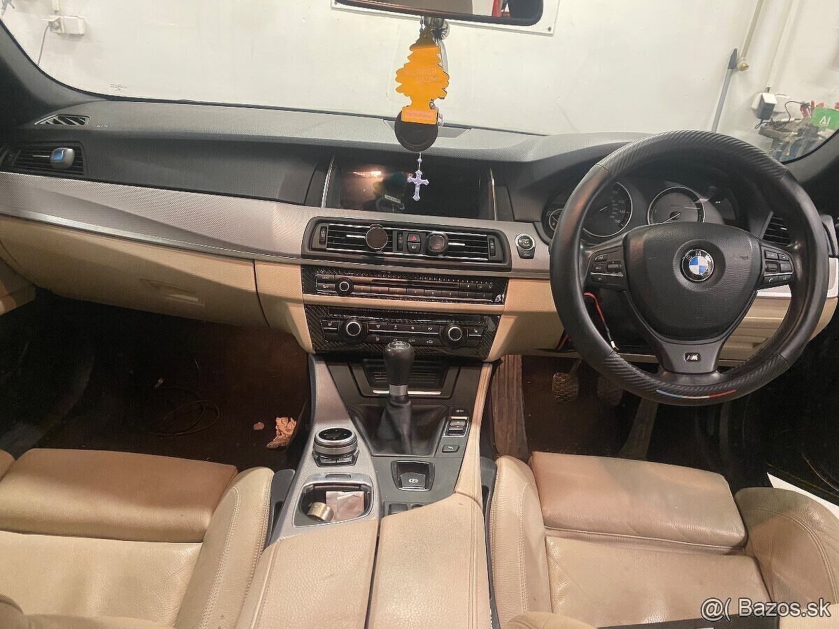 BMW F10 520d - 13