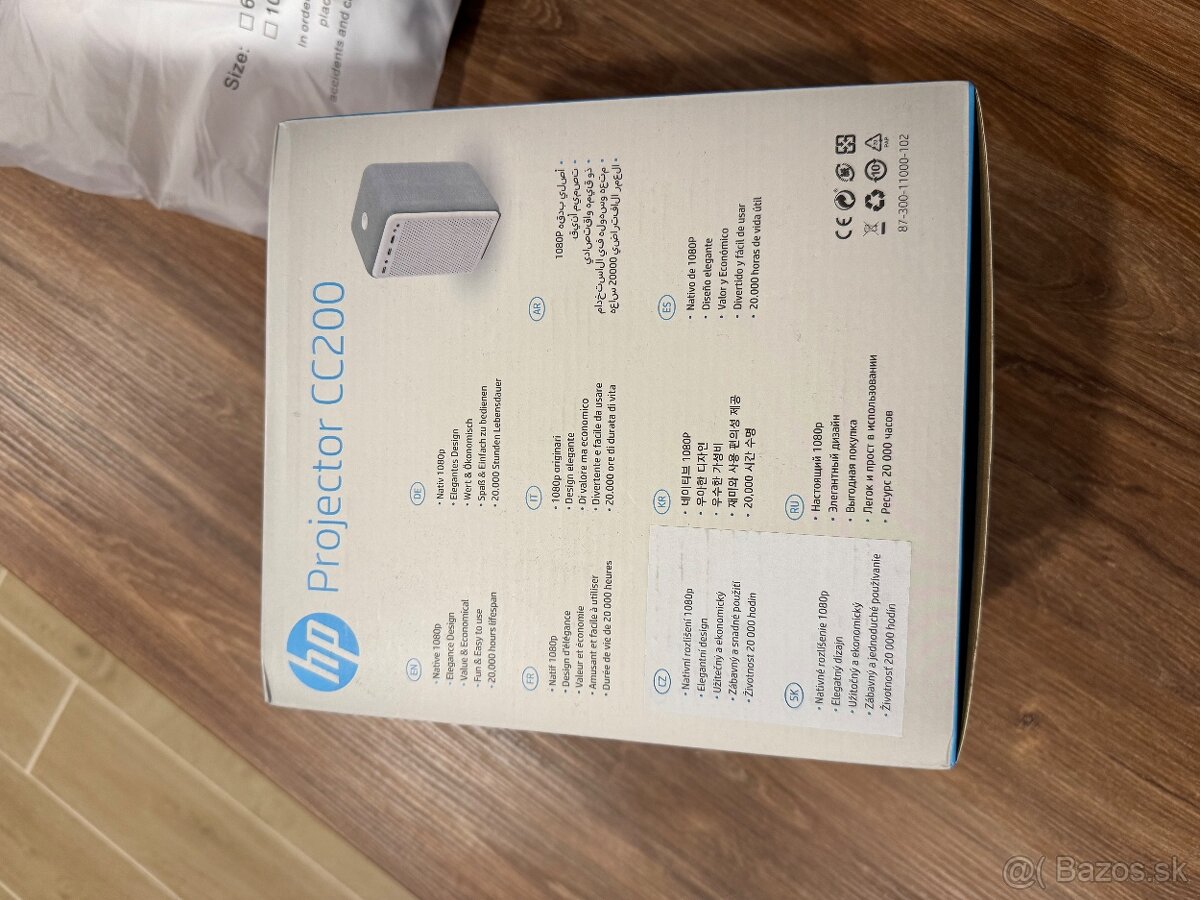 Nový HP Projector CC200 s diaľkovým ovládačom plus plátno - 13