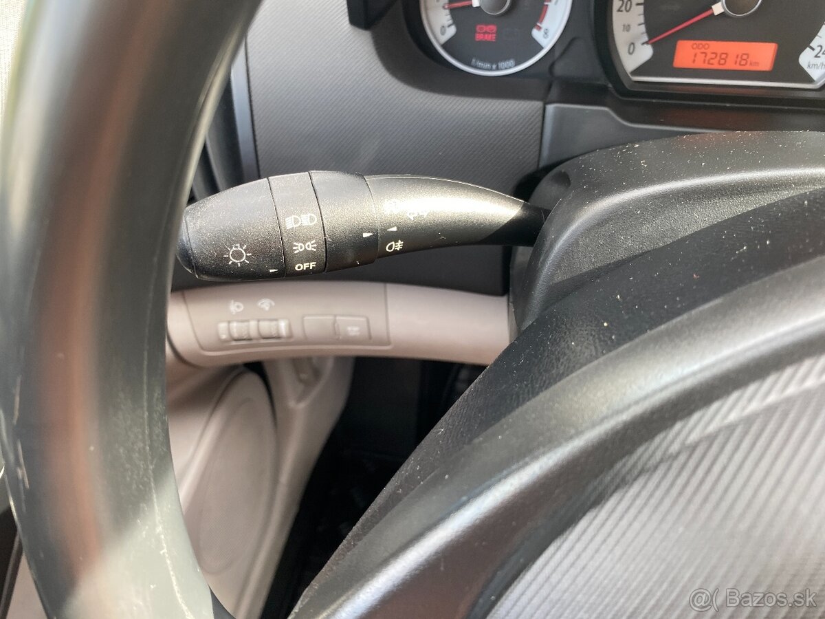 Kia Cee´d SW 1.6 CVVT 16V EX - 13