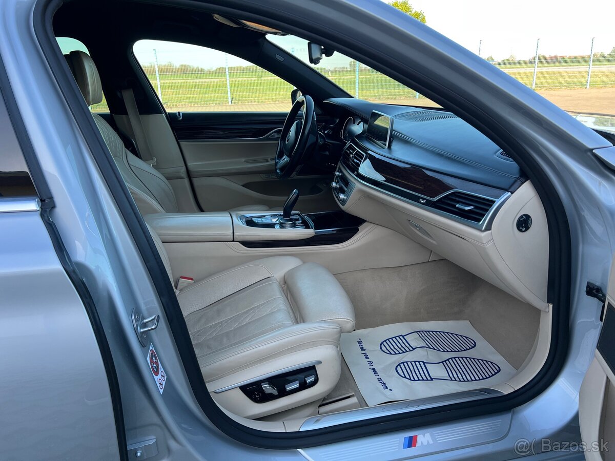 Predám BMW 750i G11 - 13