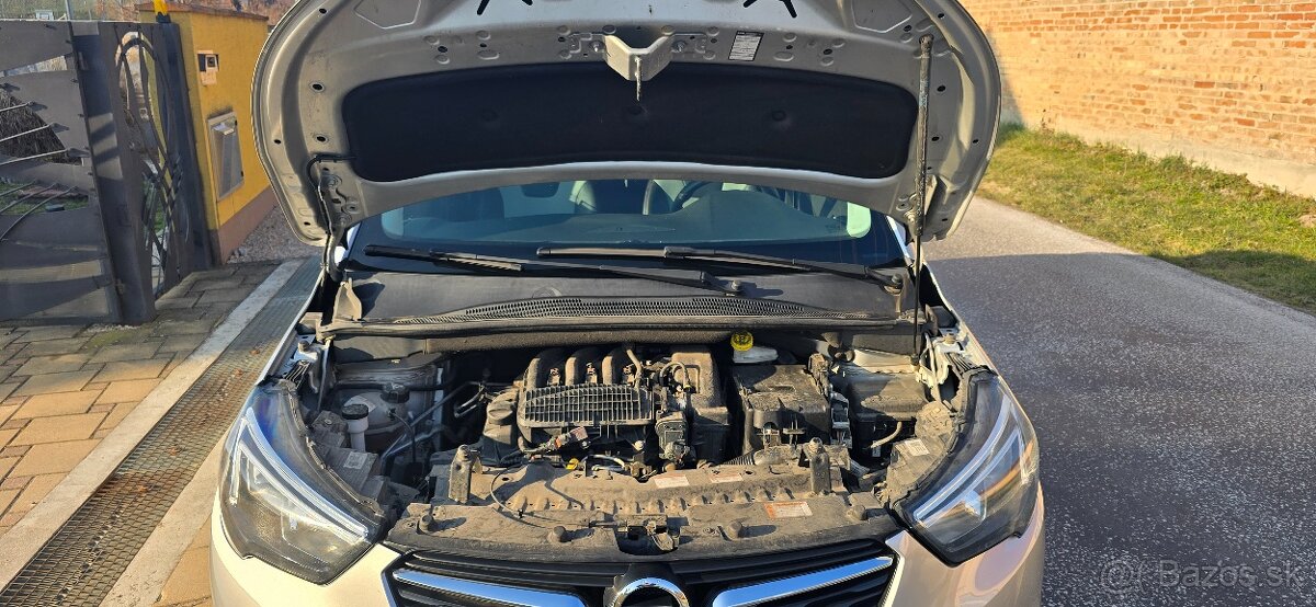 Opel Crossland X - 13