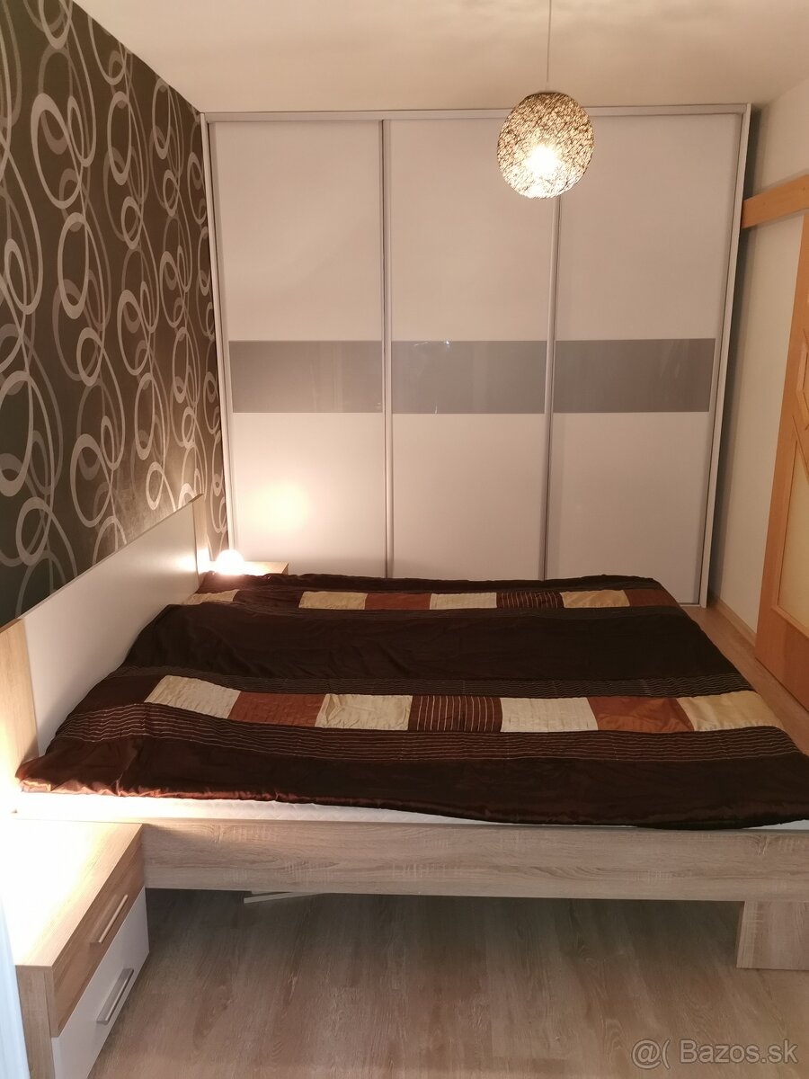 Prenájom 3 izbový byt Levice - 13