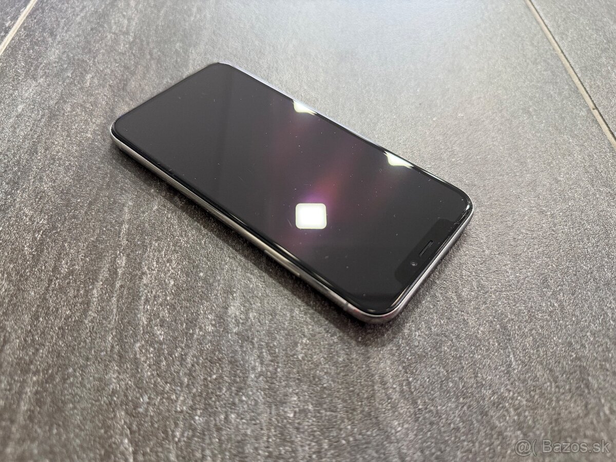 Apple iPhone X 64 GB Silver - 13