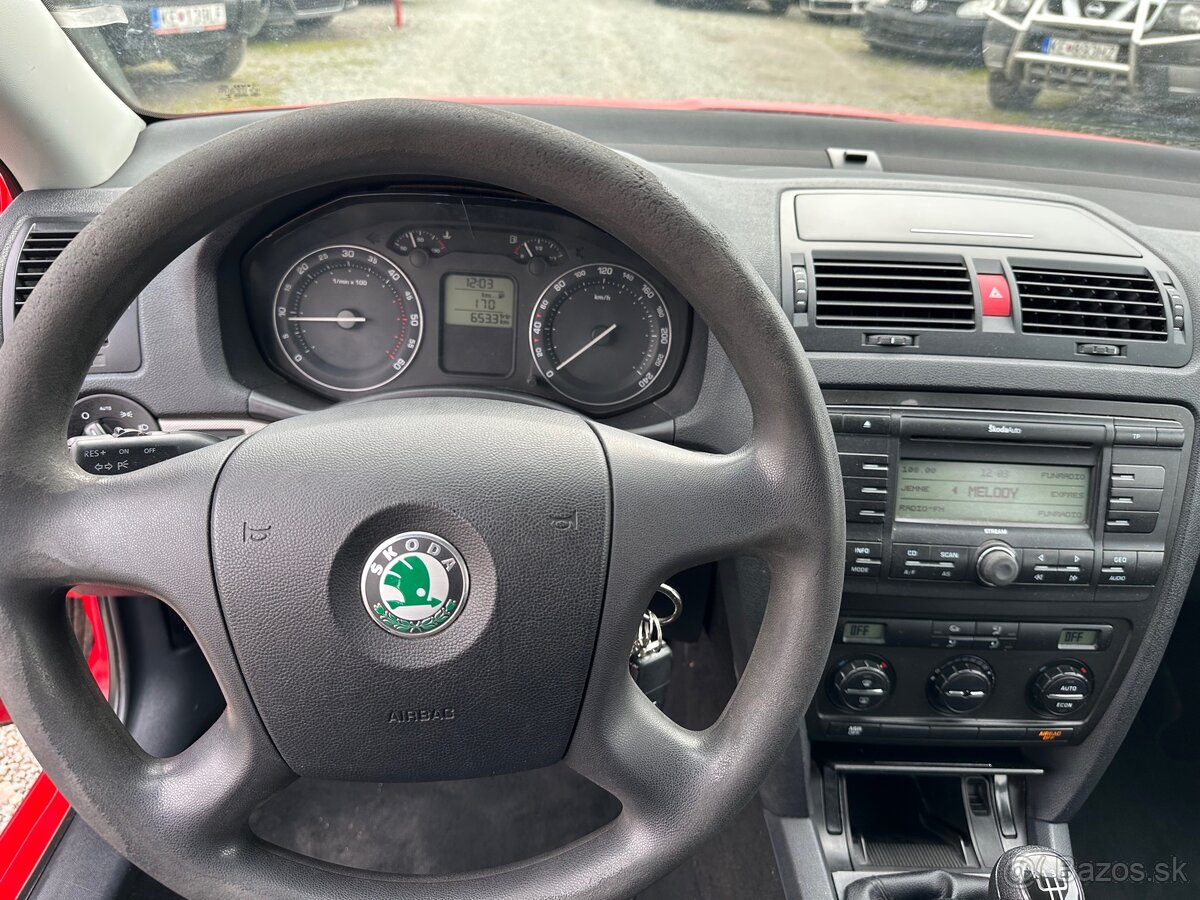 Škoda Octavia 2 1.9 TDI Elegance 77kW - 13