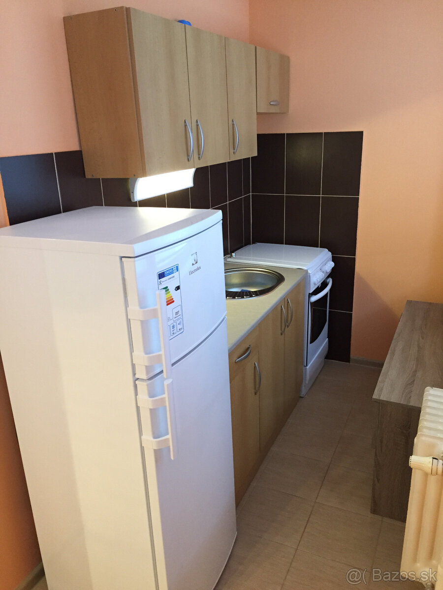 Na predaj 1-izb. byt, pôvodný stav. Terasa, Humenska 19, KE - 13