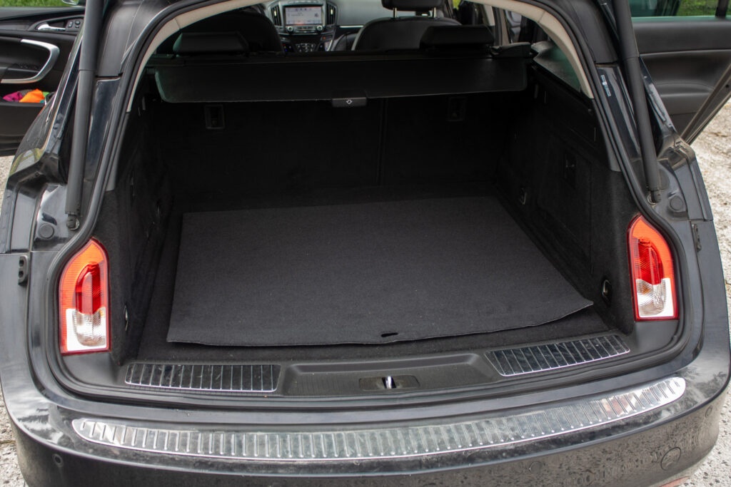 Predam Opel Insignia Combi Sports Tourer Inovation - 13