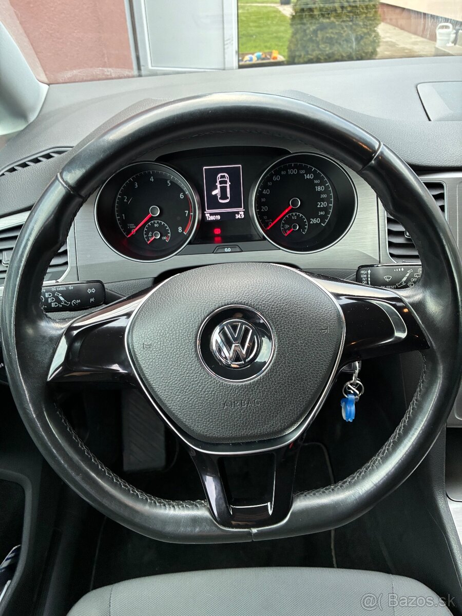 ZNIZENA CENA Golf Sportsvan 1,2 TSi benzin 110k - 13