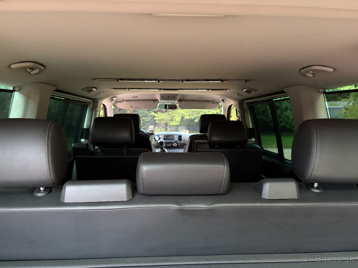 Volkswagen Multivan 2.5 TDI 2009 - 13