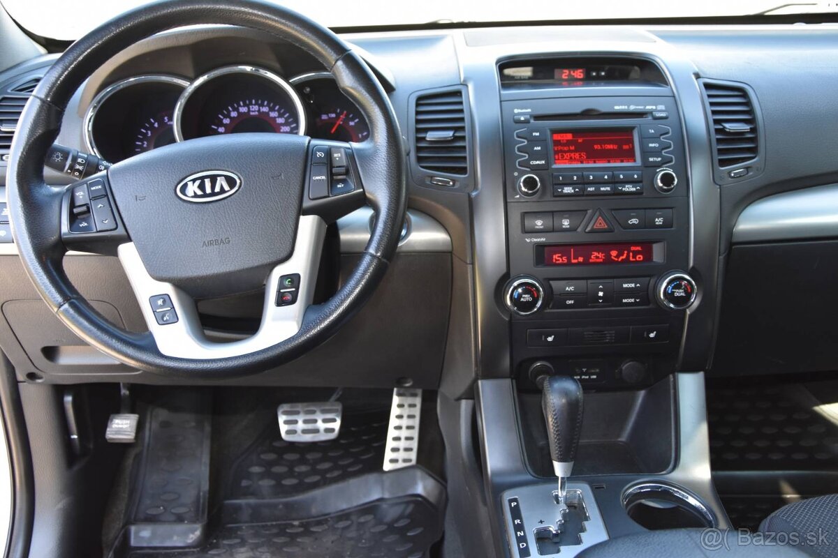 Kia Sorento 2.2 CRDi VGT 4WD LX A/T 7m. - 13
