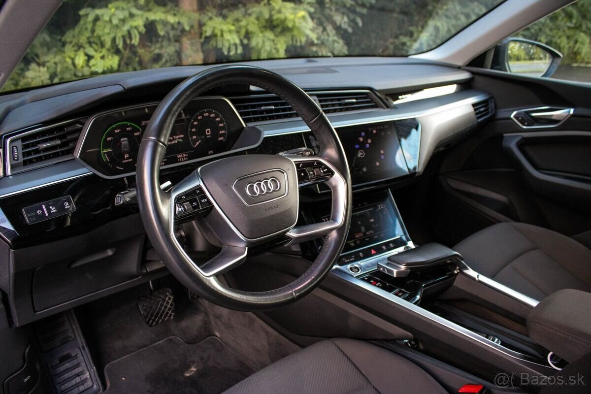 Audi E-tron 55 quattro Advanced - 13