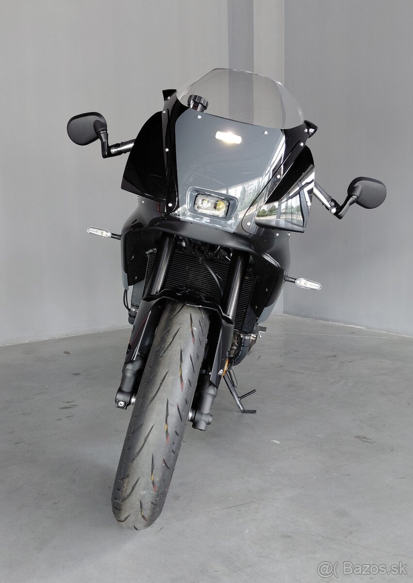 Yamaha XSR 900 GP - 13