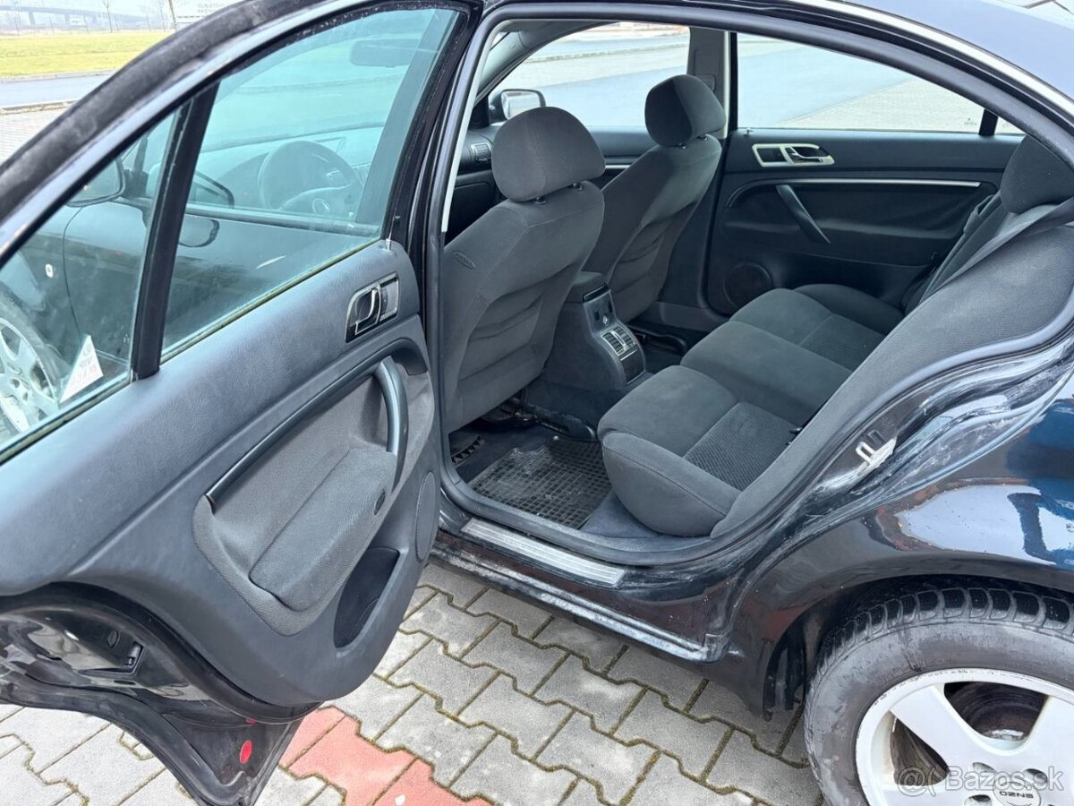 Škoda Superb 1.9 TDi 96kw koup. ČR serviska - 13