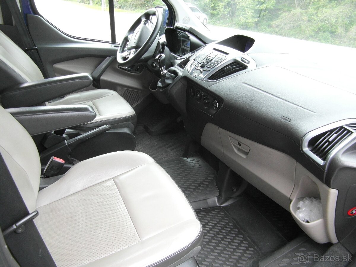 Ford Tourneo Custom L2 TITANIUM 2.2 TDCi - 13