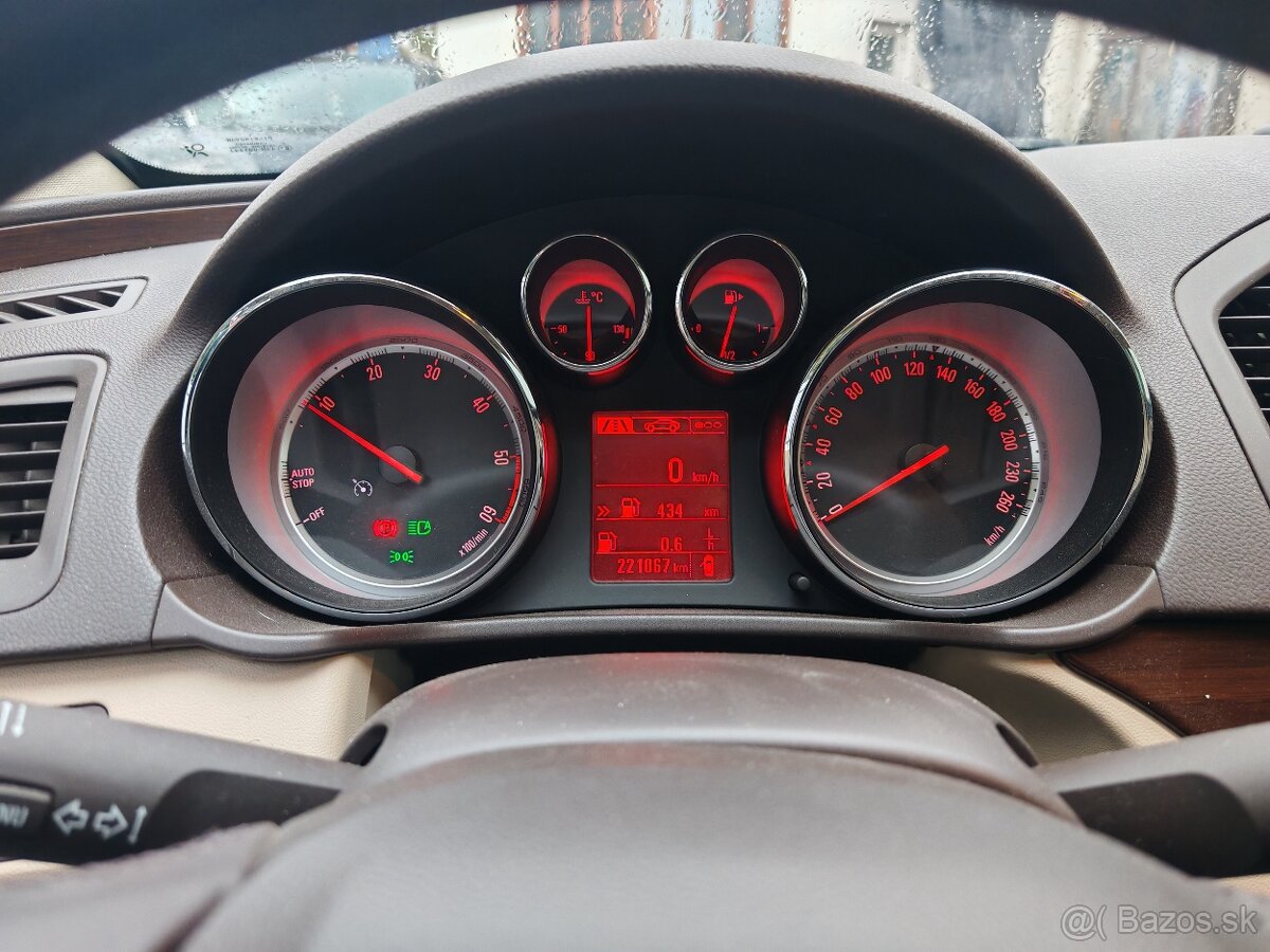 Predám Opel Insignia OPC line - 13