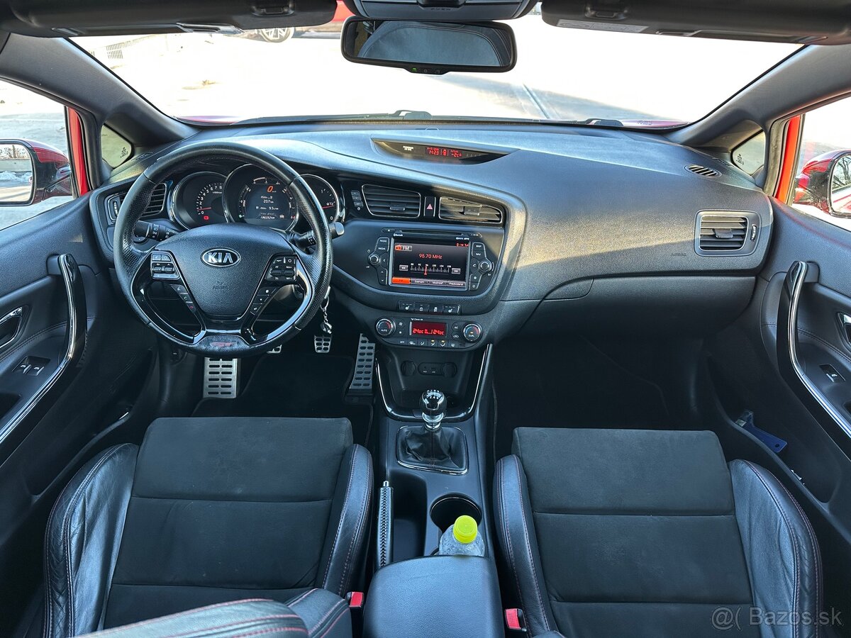 Kia Proceed GT - 13