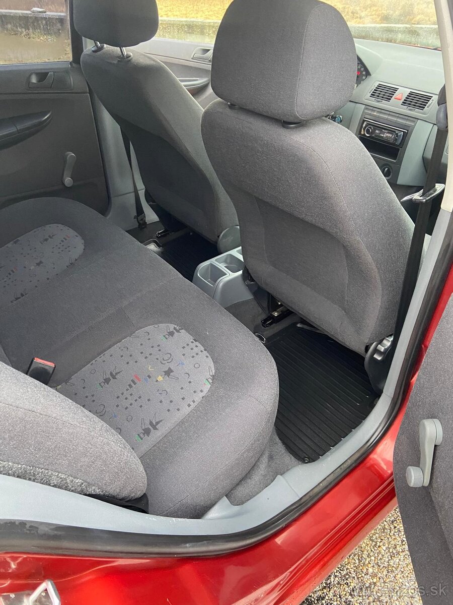 Škoda Fabia 1.4 MPI - 13