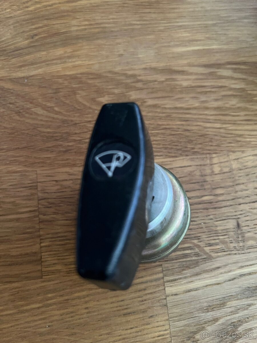 Náhradné diely DDR - nové - 13