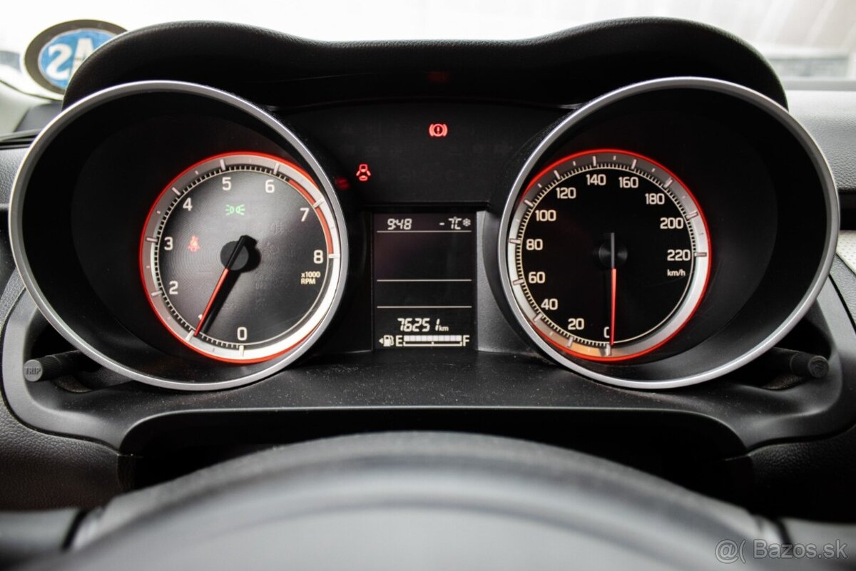 Suzuki Swift 1.2, 66kW (2020) - 13