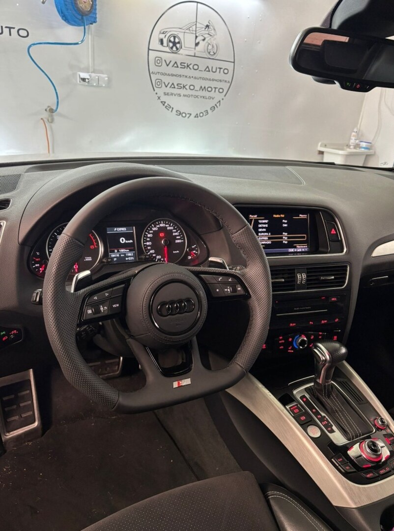 AUDI VYHRIEVANÝ EXCLUSIVE KOŽENÝ VOLANT - 13