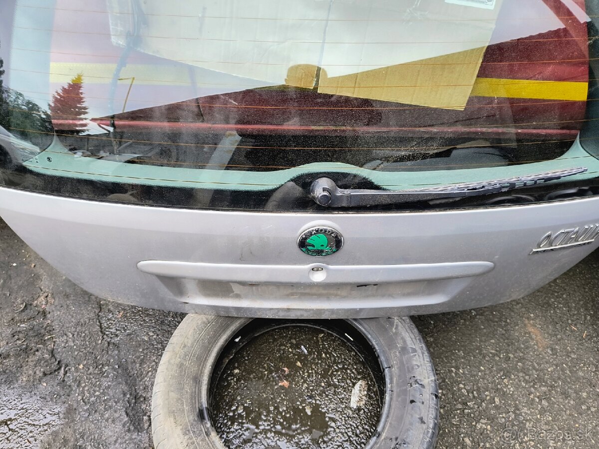 Predám kufor Touran Octavia Fabia vw golf kombi - 13