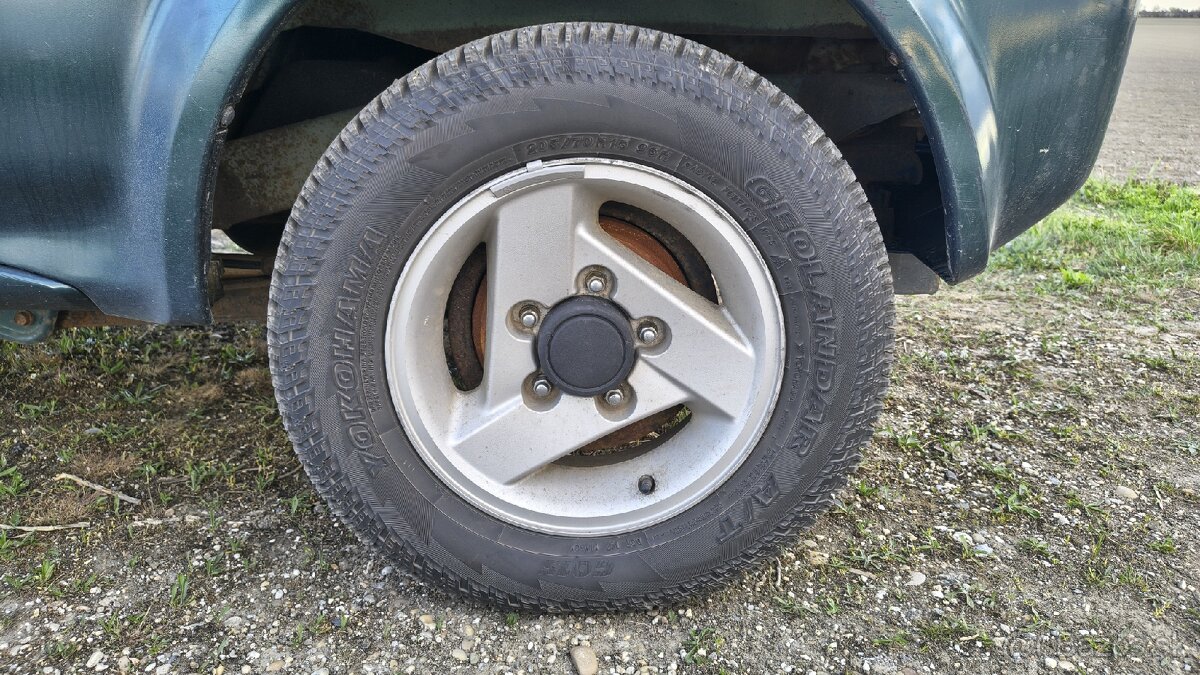 Suzuki Jimny 1,3 - 13