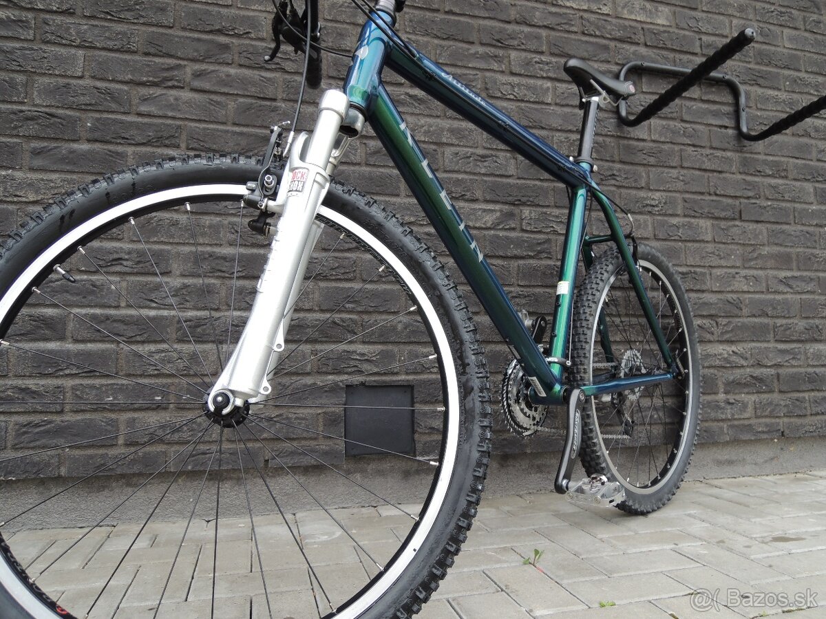 Klein Attitude Emerald - 13