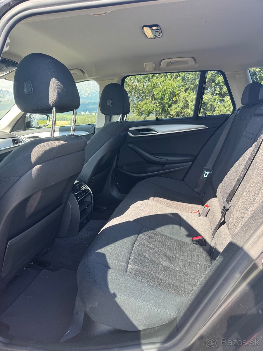 BMW 530d xDrive Touring (G31) - 13