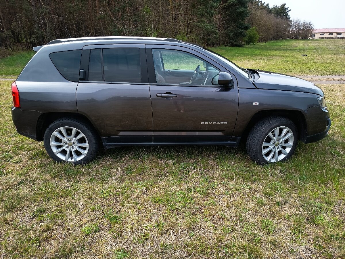 Jeep Compass - 13