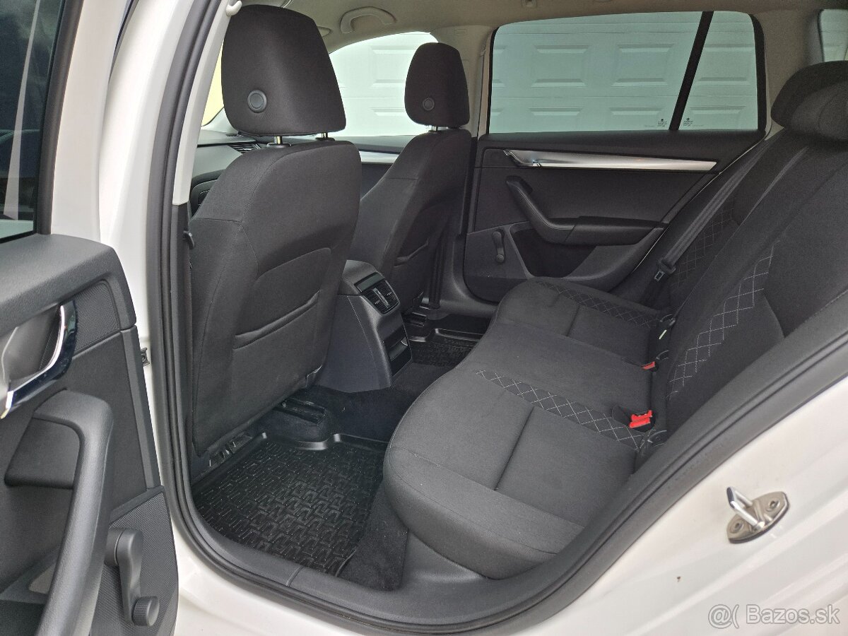ŠKODA OCTAVIA Combi 2017 - 13