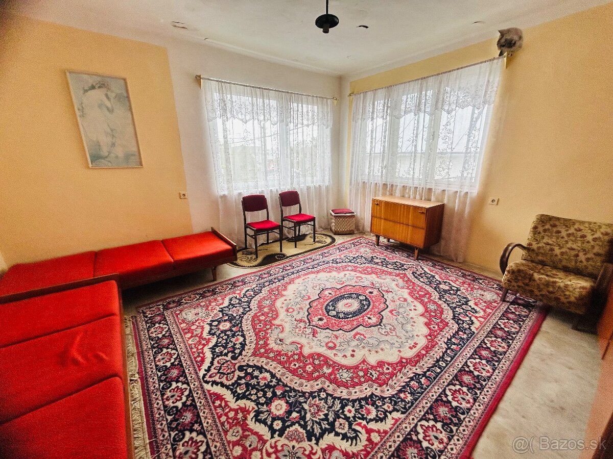 REZERVOVANÉ Na predaj rodinný dom v obci Nacina Ves - 13