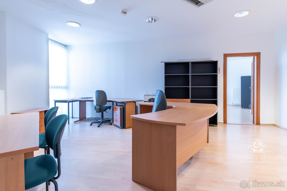 Prenájom kancelárií na Zlatých pieskoch pri Shopping Palace - 13