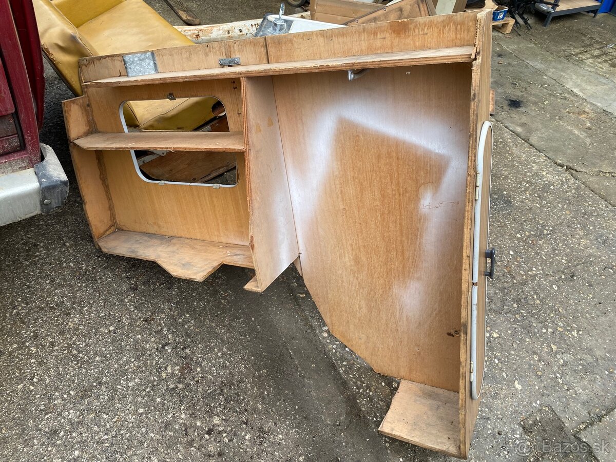 Volkswagen t2a originál westfalia interiér - 13