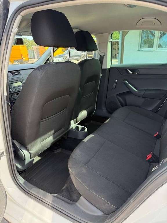 Škoda Rapid 1.2 TSI Ambition - 13