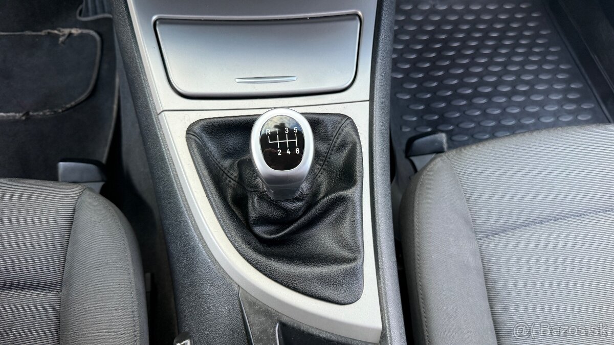 BMW Rad 1 118 d - 13