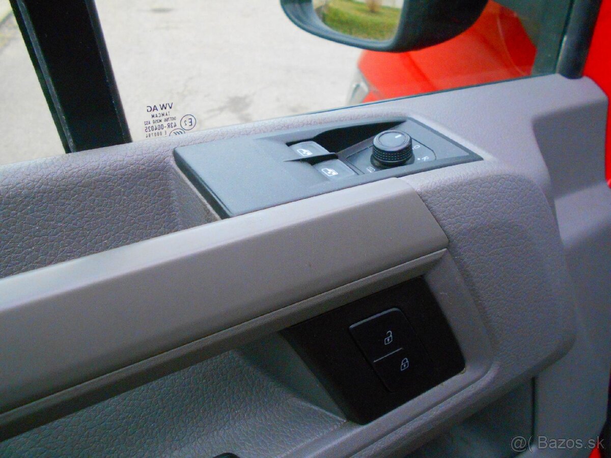 Volkswagen Crafter - 13