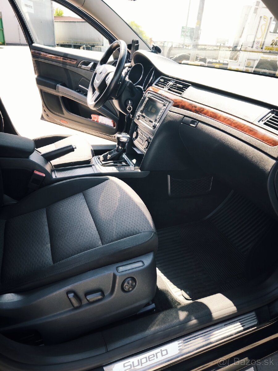 Škoda Superb 2 3.6 V6 - 13